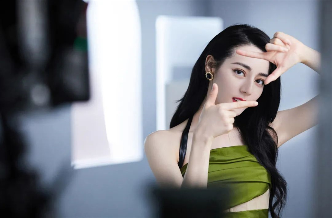 冠珠×迪麗熱巴TVC刷屏！開啟你對(duì)美好人居生活的熱愛！